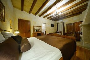 Harman Cave Hotel