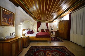 Harman Cave Hotel