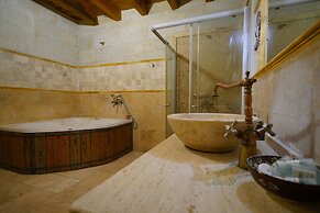 Harman Cave Hotel