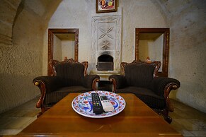 Harman Cave Hotel