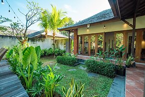 Kakul Villas & Suites