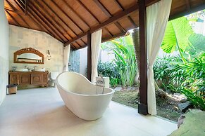 Kakul Villas & Suites