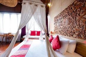 Kakul Villas & Suites