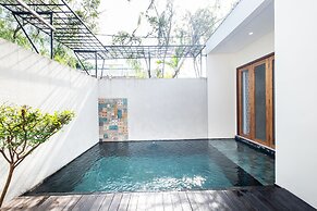 Kakul Villas & Suites