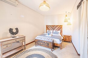 Kakul Villas & Suites