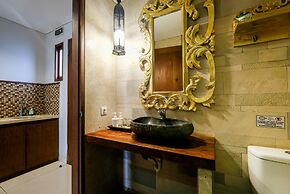 Kakul Villas & Suites