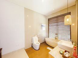 Kakul Villas & Suites