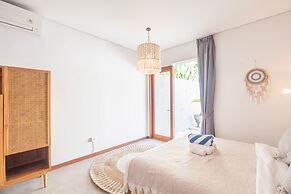 Kakul Villas & Suites