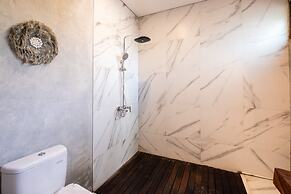 Kakul Villas & Suites