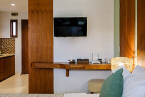 Kakul Villas & Suites