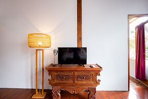 Kakul Villas & Suites