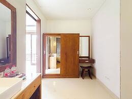 Kakul Villas & Suites