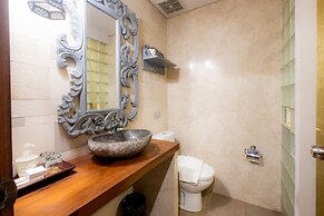 Kakul Villas & Suites