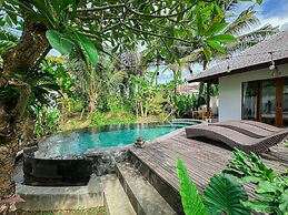 Kakul Villas & Suites