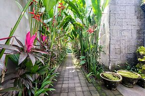 Kakul Villas & Suites