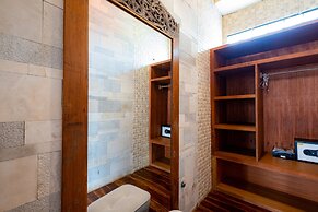 Kakul Villas & Suites