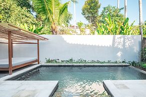 Kakul Villas & Suites