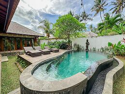 Kakul Villas & Suites