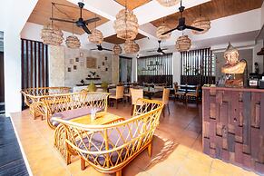 Kakul Villas & Suites