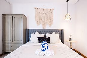 Kakul Villas & Suites