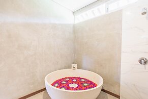 Kakul Villas & Suites