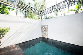 Kakul Villas & Suites