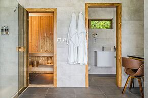 The Hideaway Experience