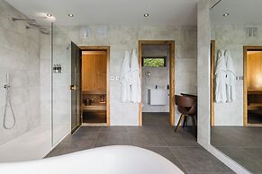 The Hideaway Experience