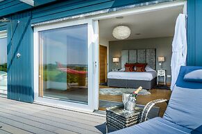 The Hideaway Experience