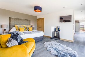 The Hideaway Experience