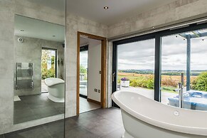 The Hideaway Experience