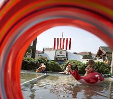 Club Anastasia Hotel