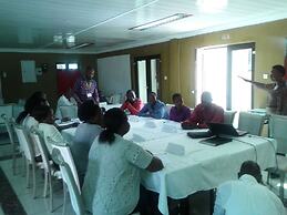 Gumare Executive Lodge