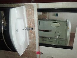 Gumare Executive Lodge