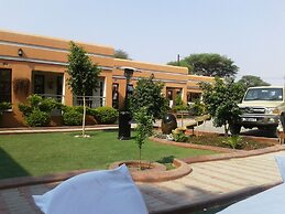 Gumare Executive Lodge