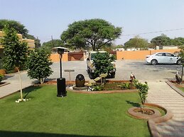 Gumare Executive Lodge