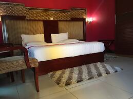 Gumare Executive Lodge