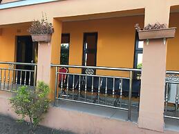 Gumare Executive Lodge