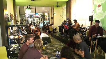 PODs The Backpackers Home & Cafe