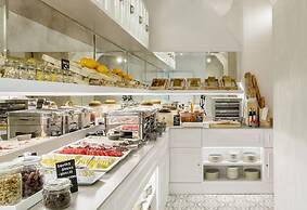 Hotel Midmost by Majestic Hotel Group