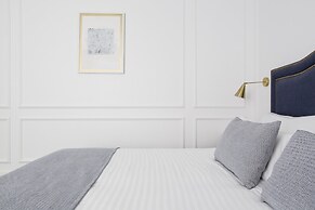 Hotel Midmost by Majestic Hotel Group