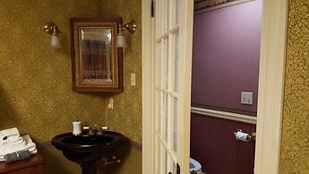 Holidae House Bed & Breakfast