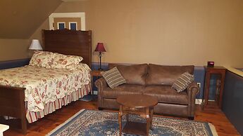 Holidae House Bed & Breakfast