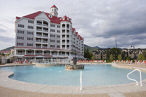 RiverWalk Resort at Loon Mountain