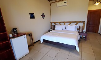 Nativa Bambu Ecolodge