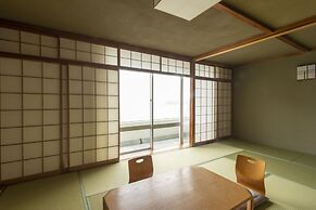 Breezbay Seaside Resort Atami