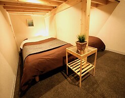 Osaka Guesthouse Nest - Hostel