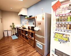 Osaka Guesthouse Nest - Hostel