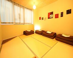 Osaka Guesthouse Nest - Hostel