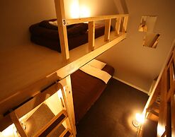 Osaka Guesthouse Nest - Hostel
